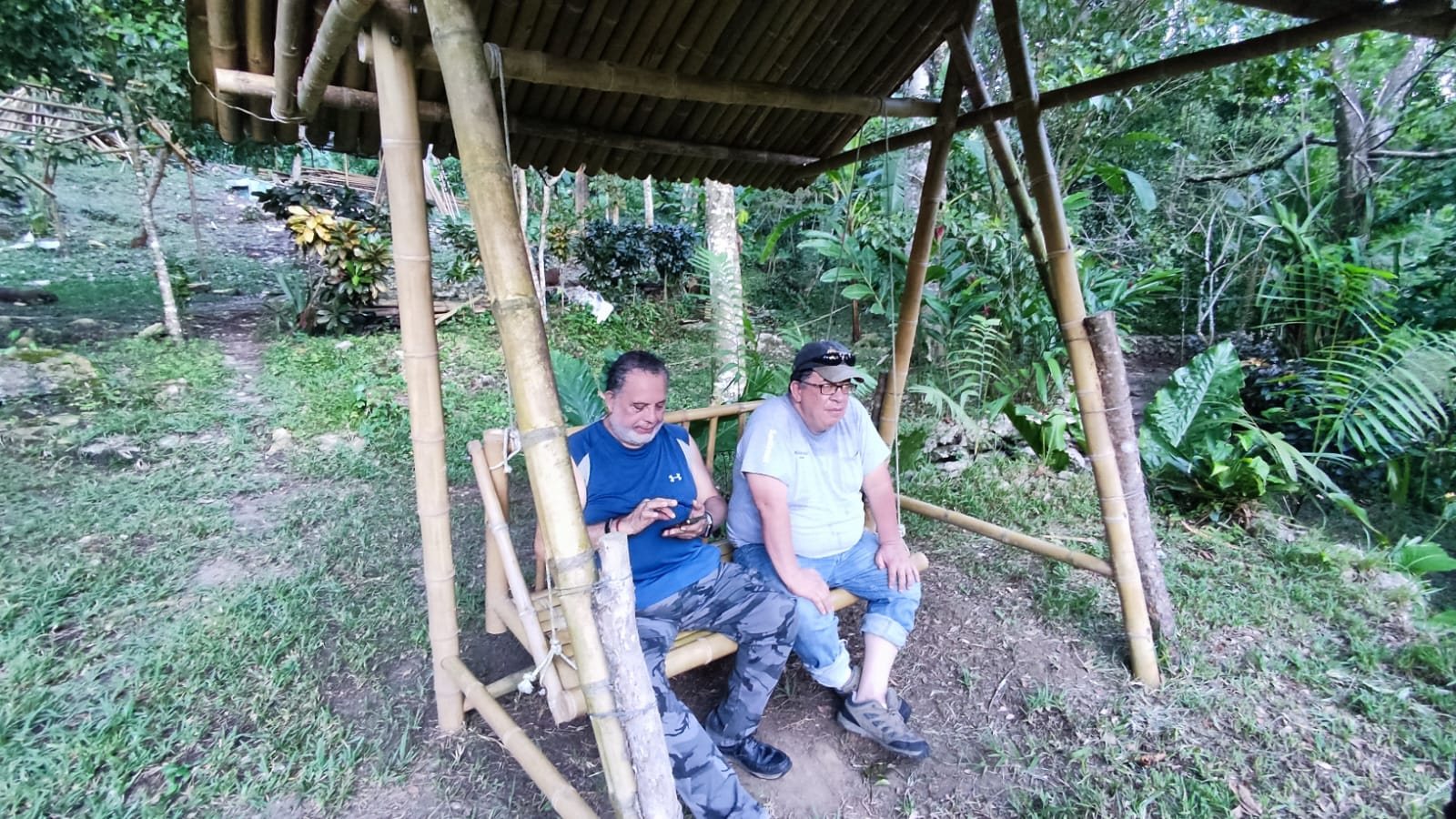 Kioscos, columpios, casas de juego