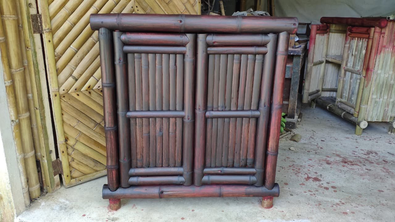 Muebles con diversos acabados
